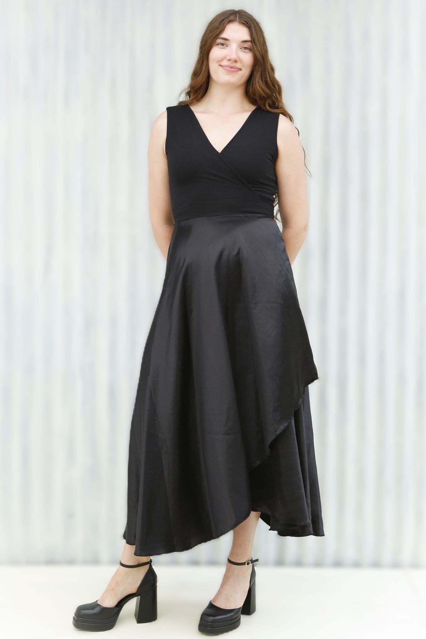 Black Victoria Wrap Dress L Black Victoria Wrap Dress L
