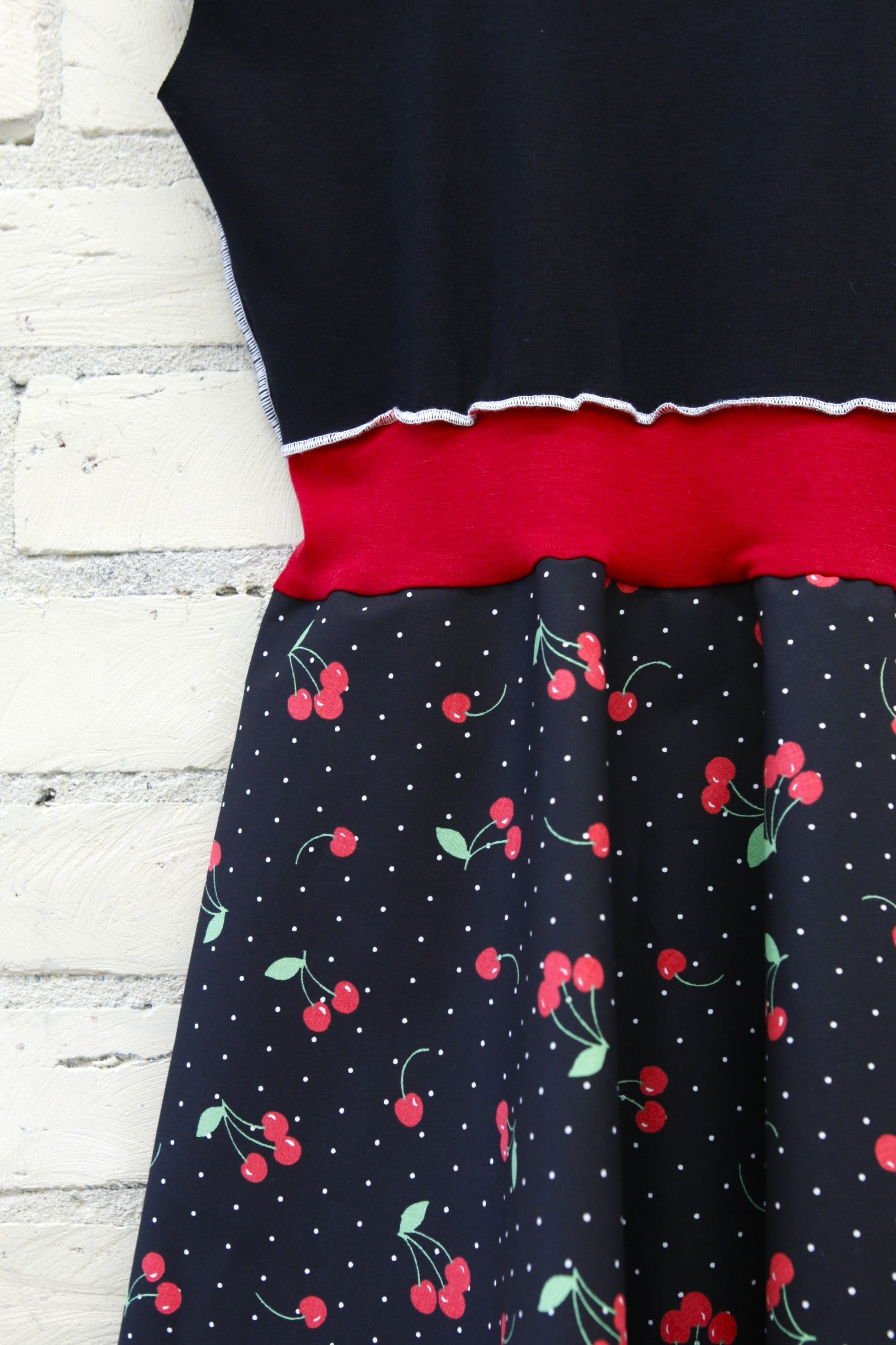 strapless open back dress Black Cherry Dress (6-8 Years)
