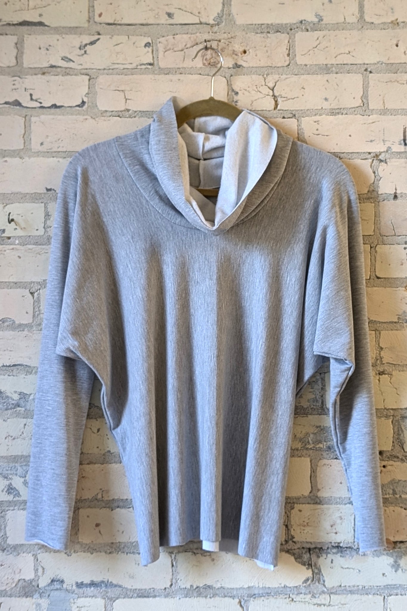 Light Gray Luxury Lounge Top