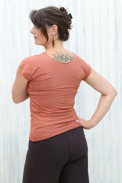 Carnelian Simple Top