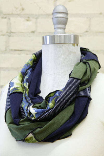 Dalaila Infinity Scarf